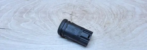 Ford Mondeo Mk III Seat heating switch D3loa