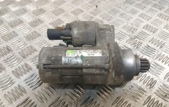 Volkswagen Caddy Starter motor 0AM911023L