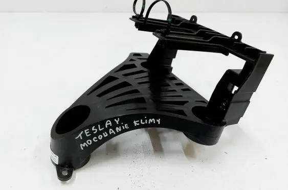 Tesla Model Y A/C compressor mount bracket 167362700C