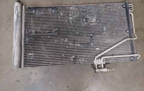 A/C cooling radiator (condenser)