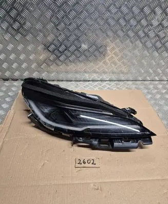 Tesla Model 3 Headlight/headlamp P176088900F 105048AM