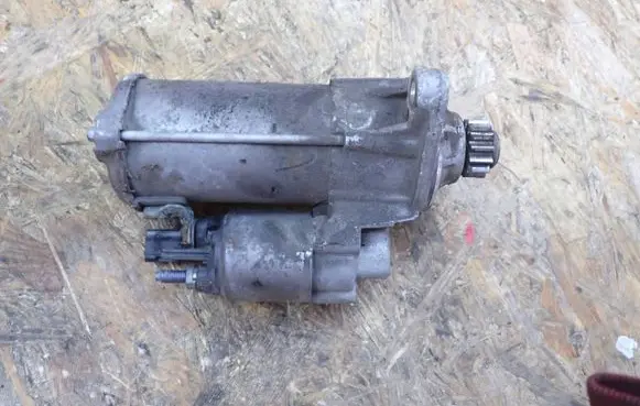 Skoda Octavia Mk3 (5E) Starter motor 02E911024M