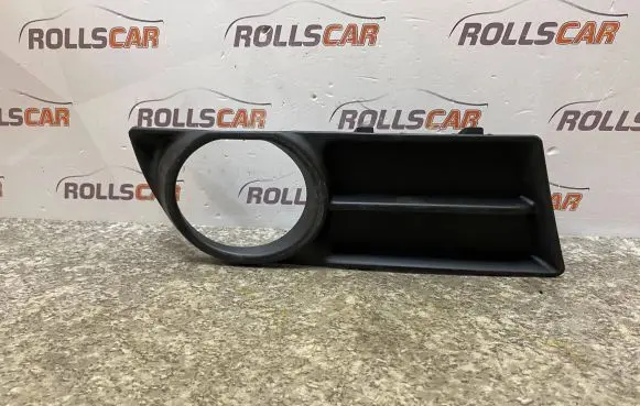 Front fog light trim/grill
