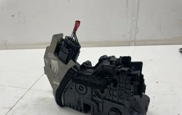 KIA Xceed Rear door lock 81410J7300