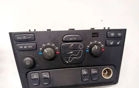 Volvo XC90 Climate control unit 8697137 M8451300080