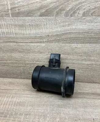 Audi A6 S6 C5 4B Mass air flow meter 059906461E 0281002429