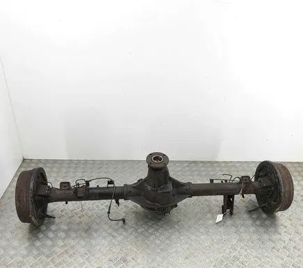 Nissan NP300 Rear axle beam D30033X02D