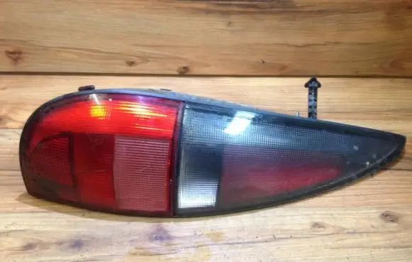 Renault Laguna I Rear/tail lights