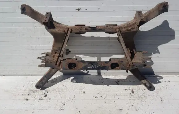Opel Vectra B Rear subframe 