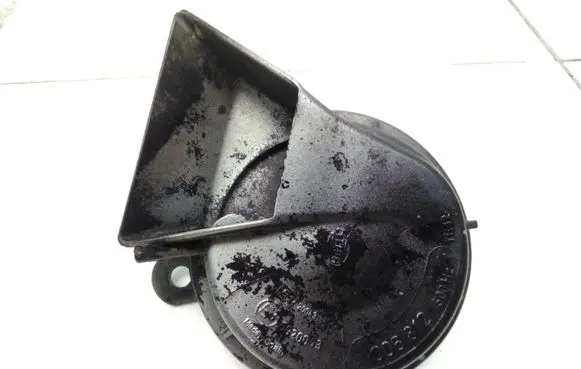 Mercedes-Benz E W210 Horn signal 006812 E10020043