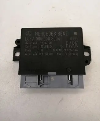 Mercedes-Benz E W212 Parking PDC control unit/module A0009008004