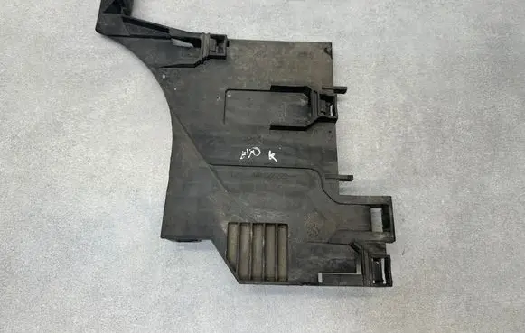 Land Rover Range Rover Evoque L538 Headlight/headlamp mounting bracket 00122222