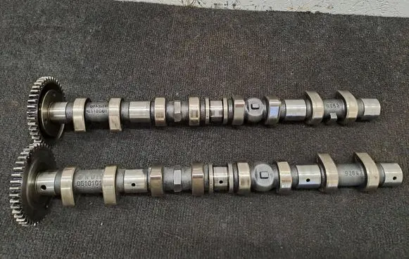 Mercedes-Benz E W211 Camshaft R6110510001 R6110510101