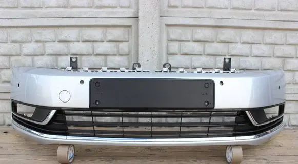 Volkswagen PASSAT B7 Front bumper 3AA807221