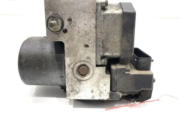 Volkswagen PASSAT B5.5 ABS Pump 0273004573