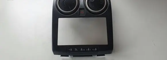 Nissan Qashqai Dash center air vent grill 68260JD02A