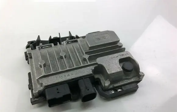 Peugeot 208 Other control units/modules 9819596180 P128