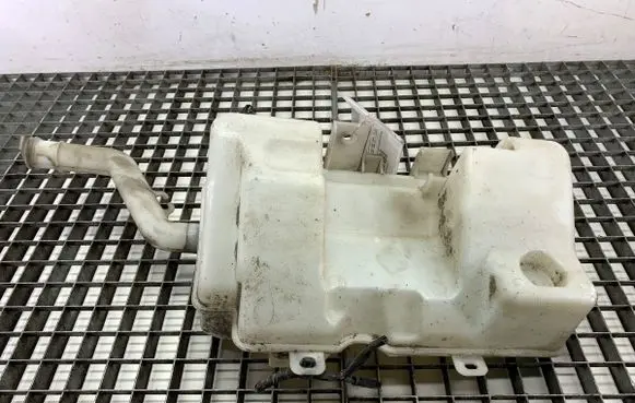Smart ForFour I Windshield washer fluid reservoir/tank