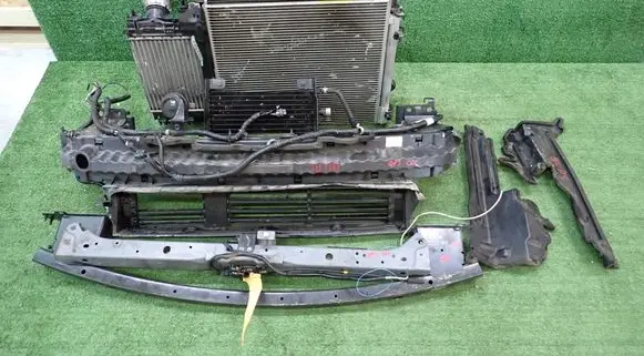 Nissan Qashqai J12 Radiator support slam panel