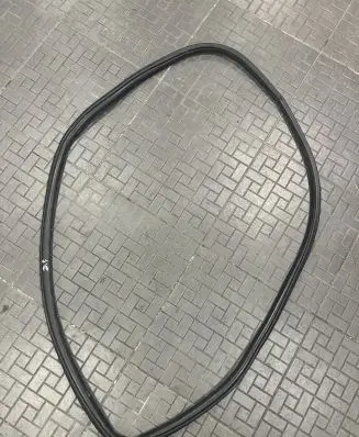 Peugeot 4007 Front door rubber seal