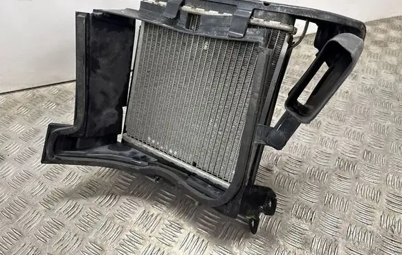 Chevrolet Camaro Optional radiator 84510352 84399883B 84210829