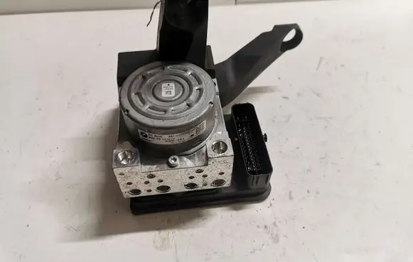BMW X1 F48 F49 ABS Pump 6893712 6893711