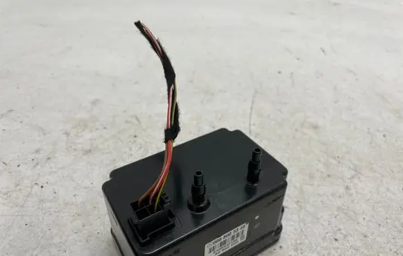 Mercedes-Benz E W212 Other devices 0008003348