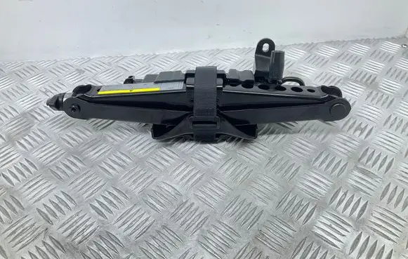 Audi A3 S3 8V Lift Jack 8V0011031A 8V3012635B