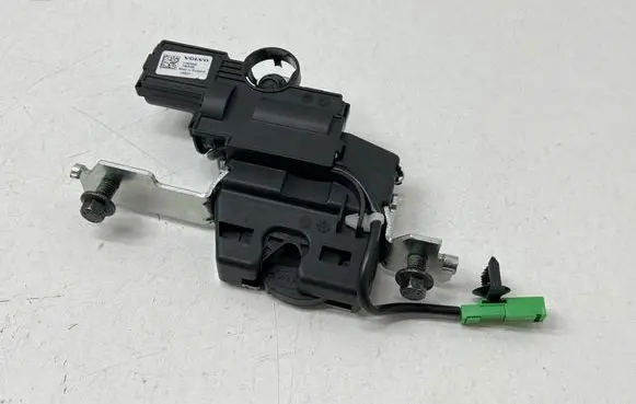 Volvo S60 Seat back rest lock catch 31436463 160323 3084508