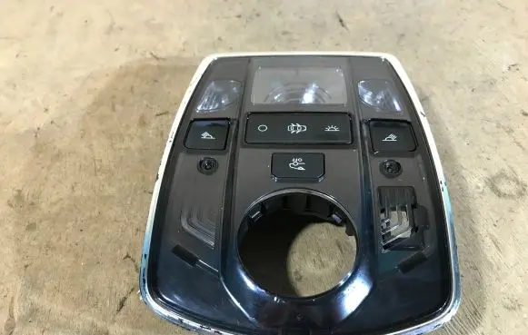 Peugeot 508 Front seat light 98027657XT