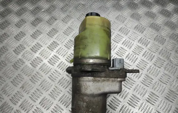 Ford Focus Power steering pump 1040085011094F C6S48