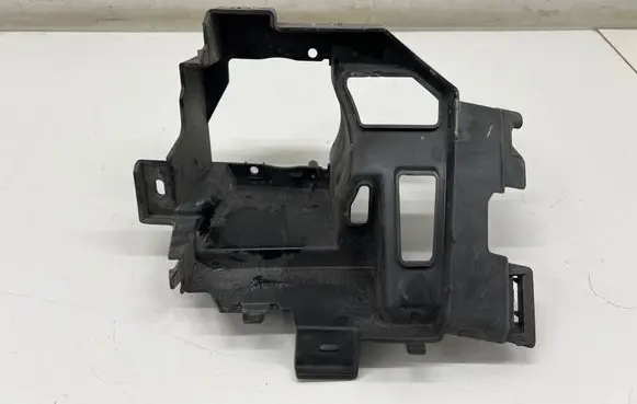 Citroen Berlingo Fog light bracket 