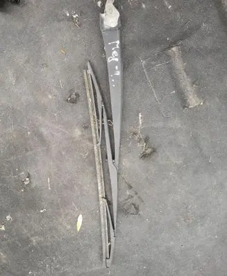 Renault Megane III Rear wiper blade arm