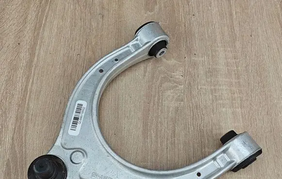 BMW 5 G30 G31 G38 Front lower control arm/wishbone 6861185