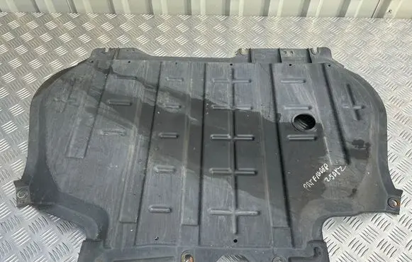 Nissan Pathfinder R51 Engine splash shield/under tray 50831EA400