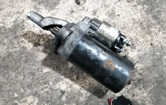 Audi A6 S6 C5 4B Starter motor