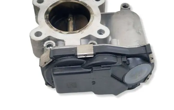 Opel Insignia B Throttle valve 12671379AA