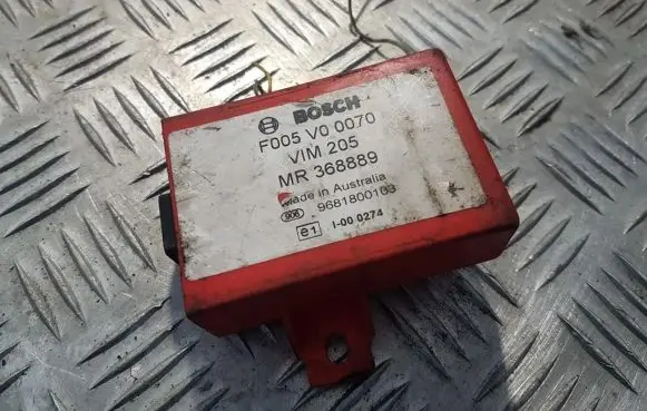 Mitsubishi Carisma Immobilizer control unit/module MR368889 F005V00070