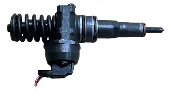 Volkswagen Golf V Fuel injector 038130073AG 038130073 0414720215