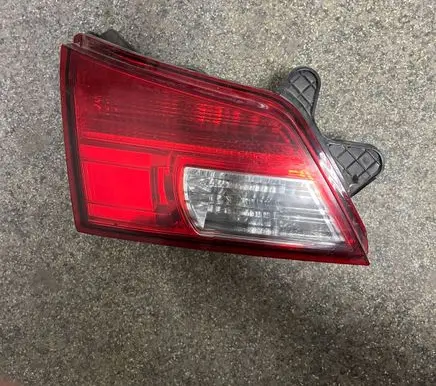 Subaru Outback Rear/tail lights 13220072