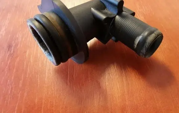 Ford Focus Engine coolant pipe/hose 6790862670