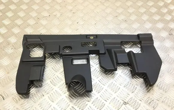 Porsche Cayenne (92A) Dashboard lower bottom trim panel 7P5815173E 7P581573
