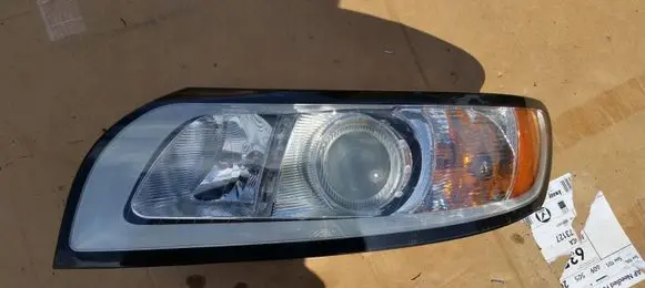 Volvo V50 Headlight/headlamp 0301237201