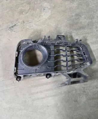 BMW 4 F36 Gran coupe Front fog light trim/grill 8054508