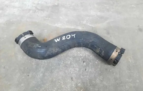 Mercedes-Benz C AMG W204 Intercooler hose/pipe A2045282182