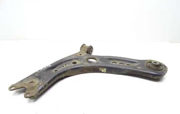 Volkswagen Golf VII Front control arm
