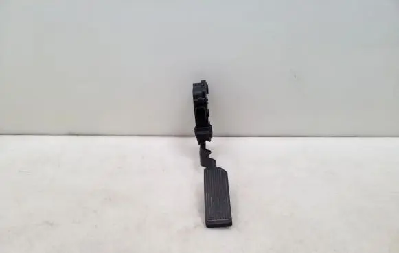 Nissan Murano Z50 Accelerator throttle pedal 18002CA100