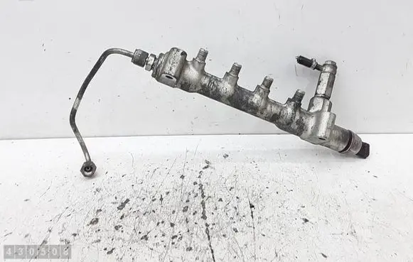 Opel Astra H Fuel main line pipe