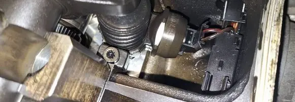 Skoda Roomster (5J) Fuel injector