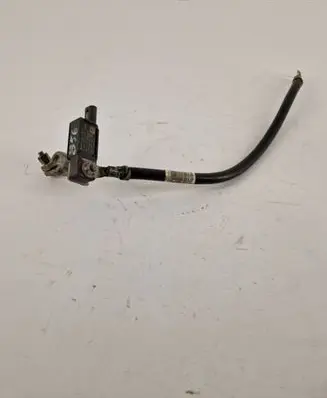 Mercedes-Benz C W205 Positive cable (battery) A0009056507